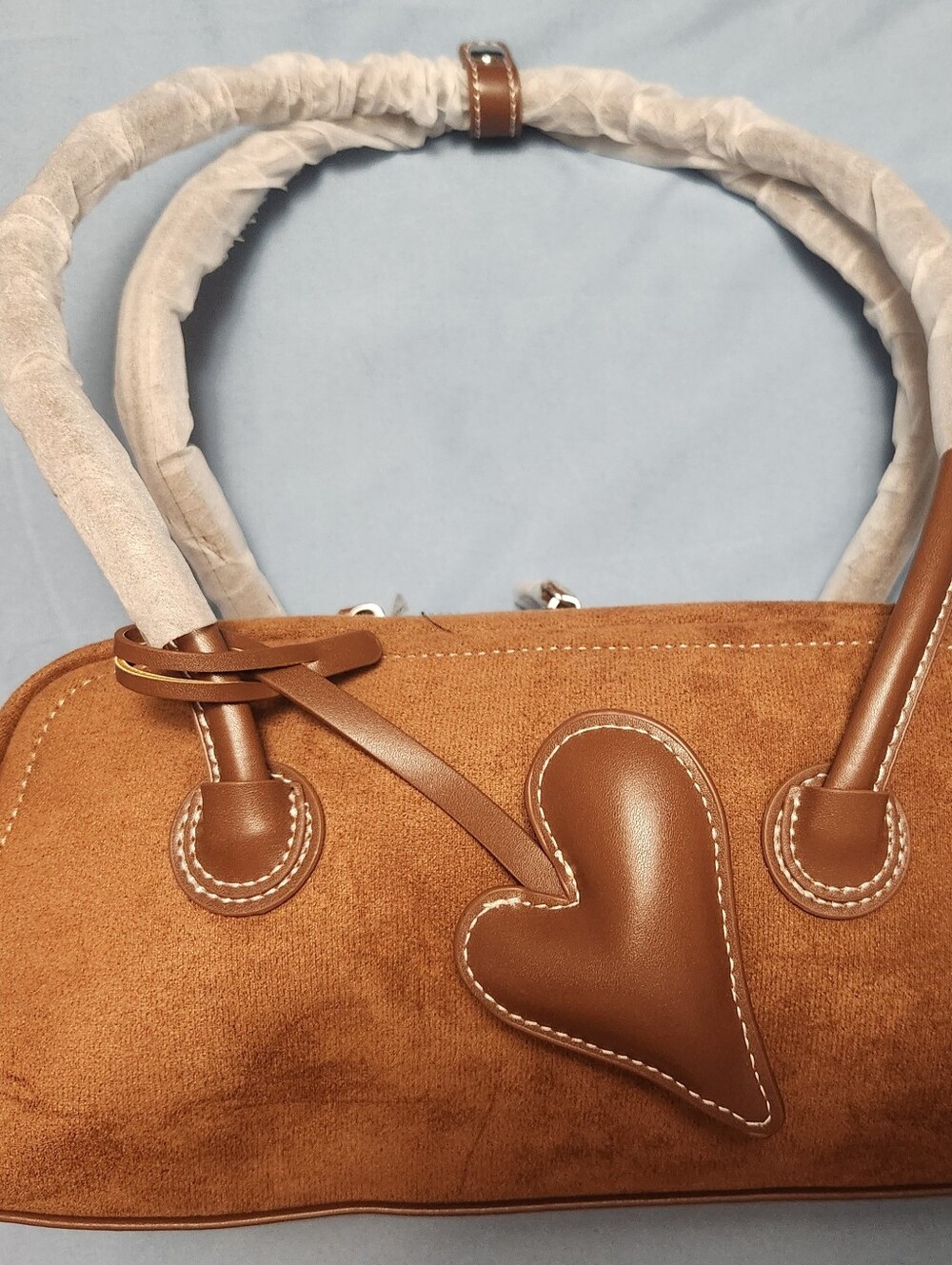 SUEDE LADIES PURSE With Heart Decor, NEW, No Tags